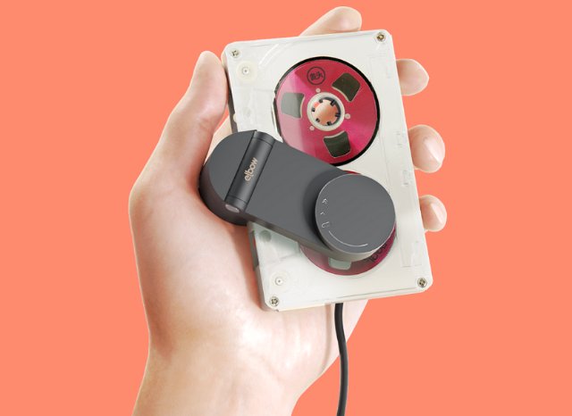 Elbow — современный кассетный плеер в виде клипсы