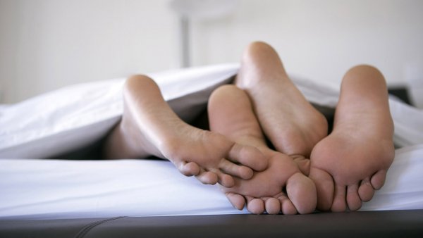 Ученые выяснили, что утренний секс поможет справиться с похмельем