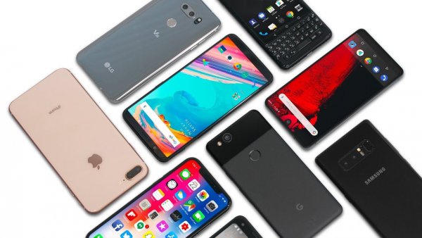 Эксперты назвали лучший смартфон 2018 года