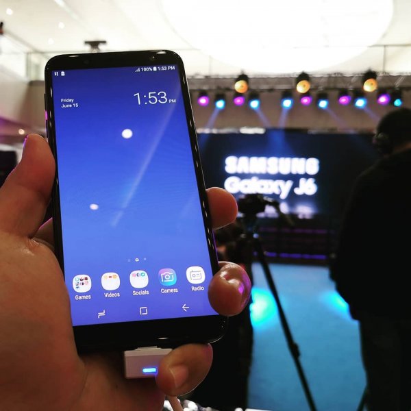 В России начали продавать Samsung Galaxy J4 и Galaxy J6