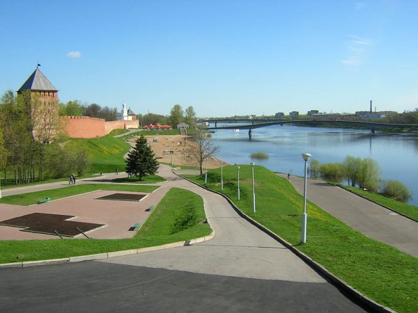 Археологи нашли в Великом Новгороде один из древнейших на Руси мостов