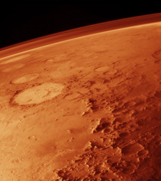 Ученые вновь открыли вопрос о возможности существования жизни на Марсе