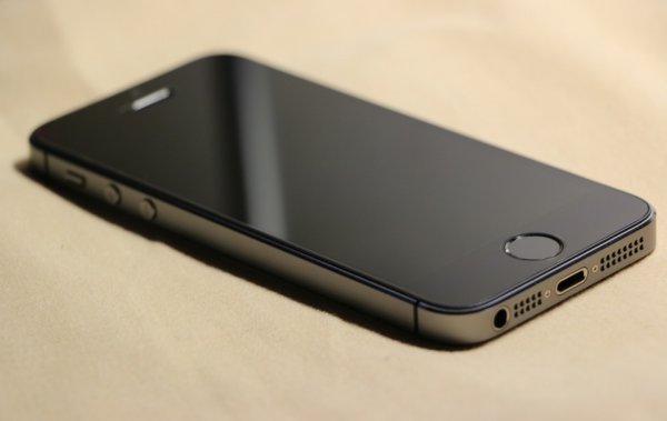 Apple намеренно «старит» iPhone? Найдены доказательства мошенничества «яблочного гиганта»