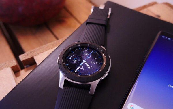 Новая «бомба» от Samsung: в сети появились характеристики Galaxy Watch 2