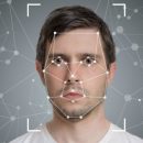 Учёные разработали алгоритм, что блокирует распознавание лиц в соцсетях