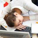 Ученые: Женщины должны работать 34 часов в неделю, а мужчины – 47 часов