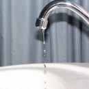 Ученые определили источник раздражающего звука капающей воды