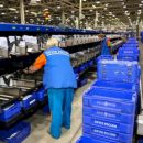 Эксперты: AliExpress стимулирует развитие «Почты России»